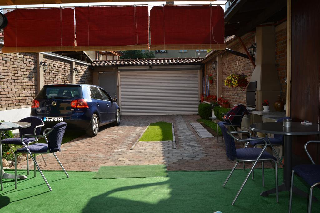 Hostel Denal Sarajevo Exteriör bild